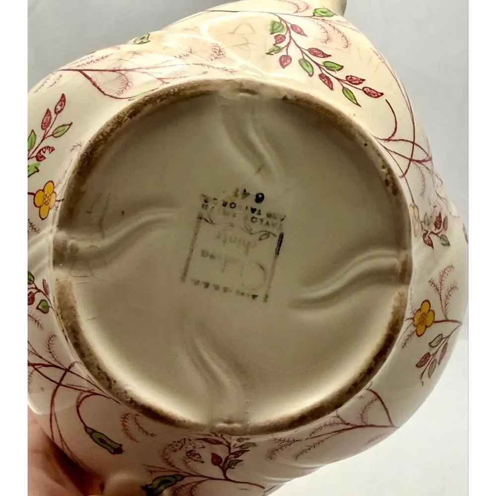 Taylor Smith & Taylor Chelsea Chintz Teapot w/ Lid Vogue 1940s Vintage USA